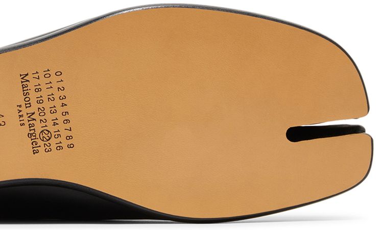 Maison Margiela Tabi Babouche Black