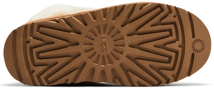 UGG Wmns Classic Chillapeak Boot Chestnut