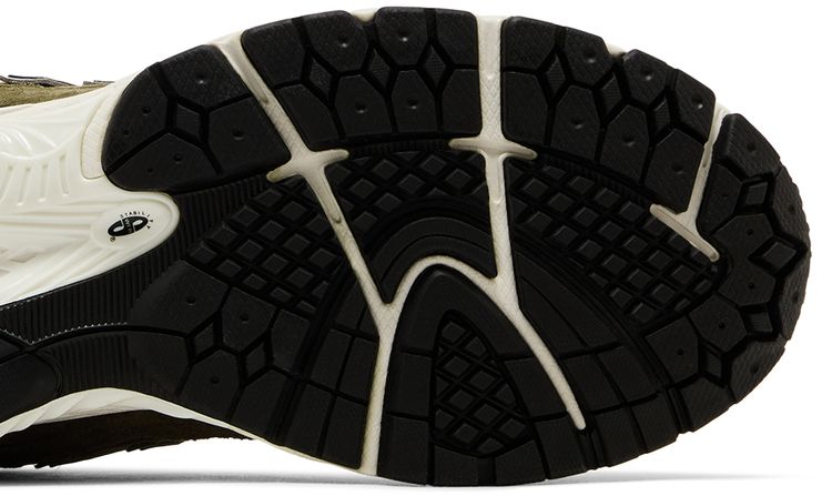 New Balance 2002R Green Footlocker Exclusive