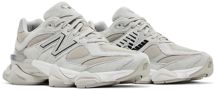 New Balance 9060 Silver Metallic Grey