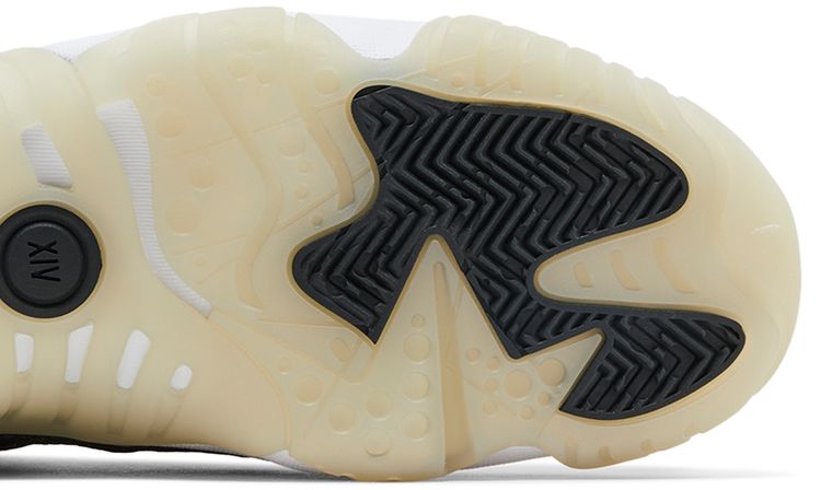 Air Jordan Wmns Jumpman Two Trey Black Cement Grey