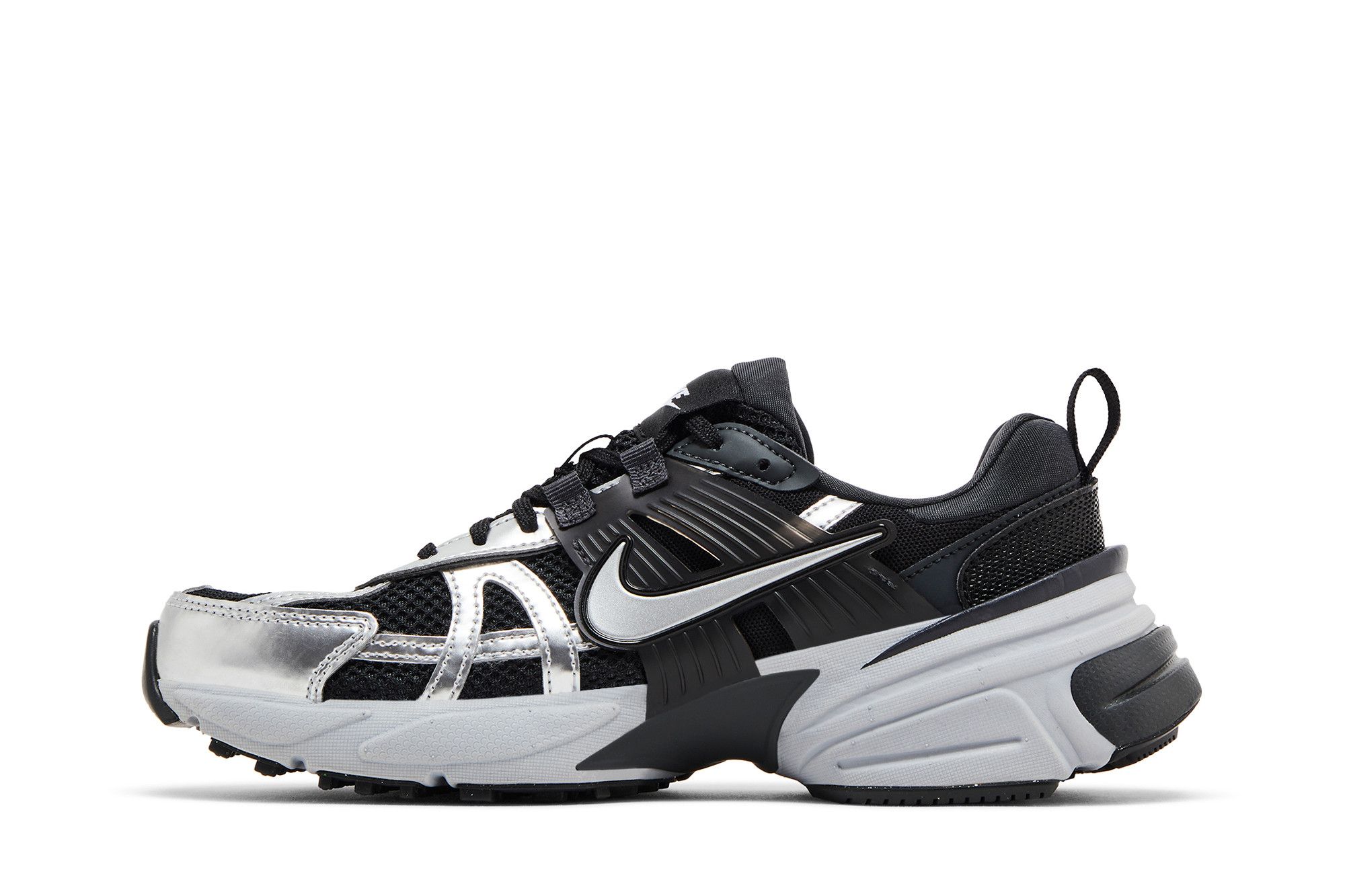 Buy Nike Wmns V2K Run 'Black Metallic Silver' - FD0736 005 | GOAT