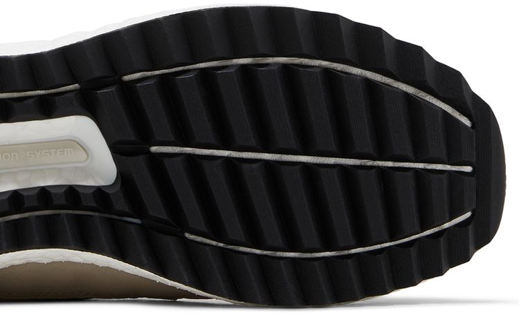 Moon Boot x adidas MoonBoost Low Clear Brown