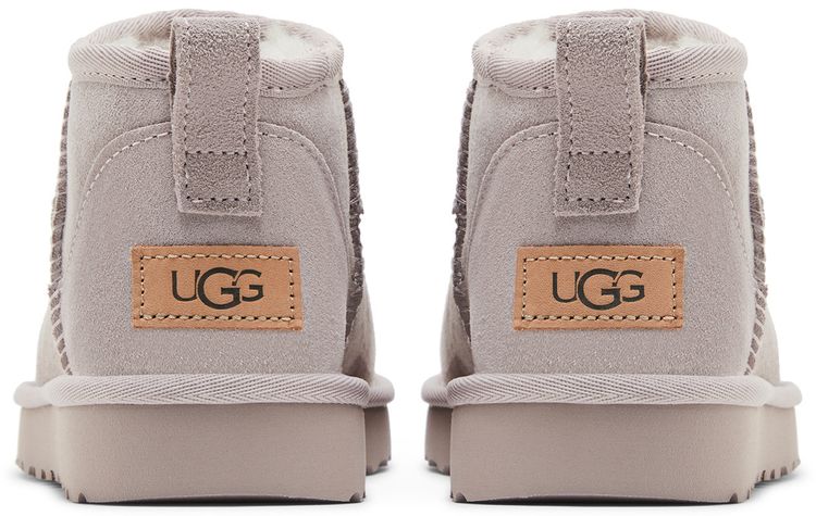 Wmns Classic Ultra Mini Boot Pale Smoke