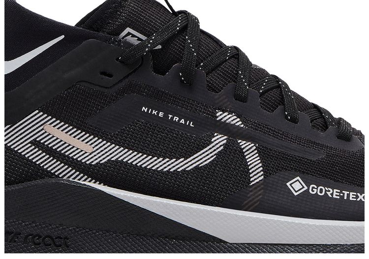 Wmns React Pegasus Trail 4 GORE TEX Black Reflect Silver