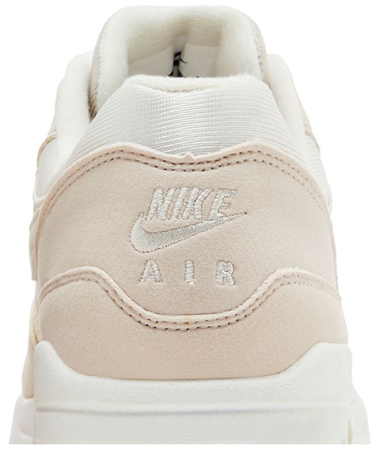 Nike Wmns Air Max 1 Desert Sand