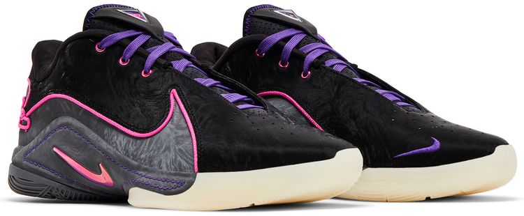 LeBron 22 Blacklight