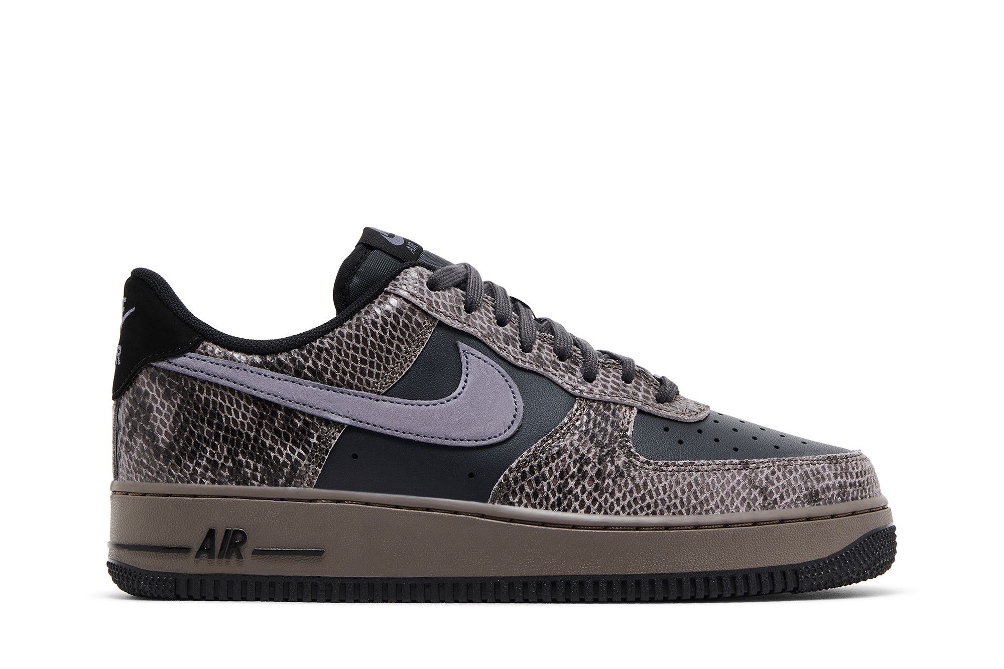 NIKE ☆ Air Force 1 ‘07 LV8 ‘Snakeskin’ Nike Air Force 1 '07 LV8 