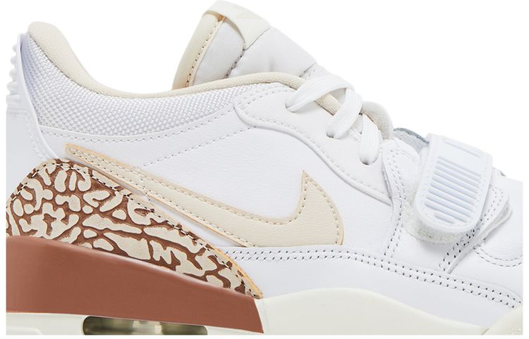 Air Jordan Wmns Jordan Legacy 312 Low White Archaeo Brown