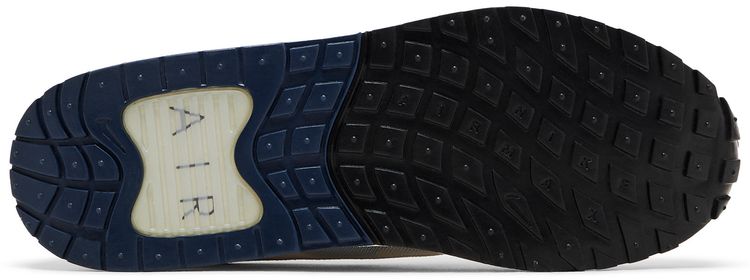 Air Max Solo NCAA Pack   Michigan