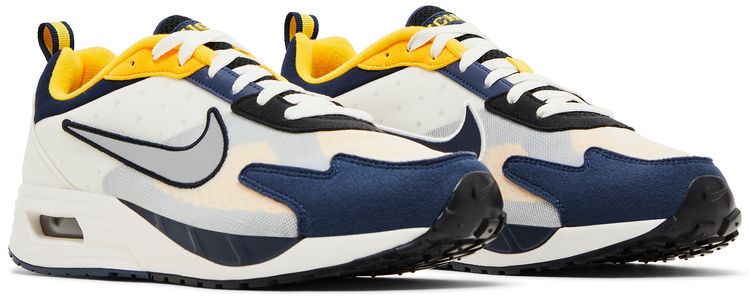Air Max Solo NCAA Pack   Michigan