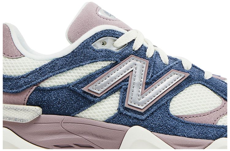 New Balance 9060 Navy Ice Wine