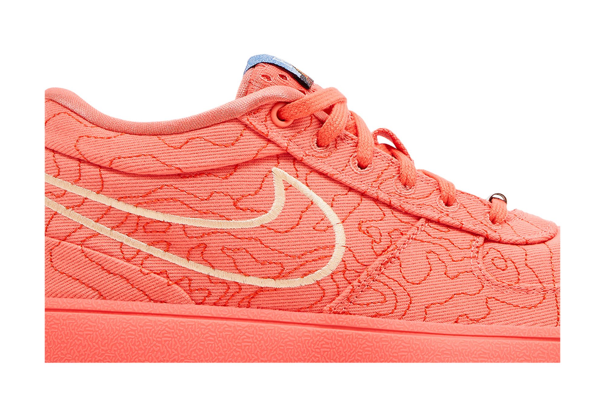 Nike Book 1 