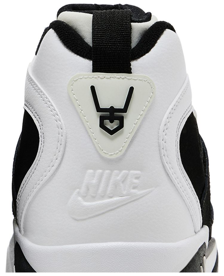 Nike Air Diamond Turf 2 White Black
