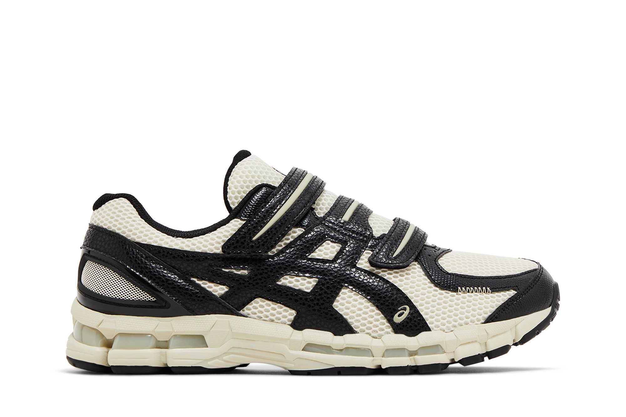 人気 ☆ASICS X HAL STUDIOS☆ GEL-KAYANO 20 BONE HAL Studios ASICS GEL-Kayano 20 Bone 1203A499-250