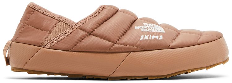 SKIMS x The North Face Wmns Thermoball Traction Mule 5 Sienna