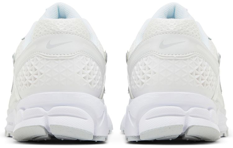 Wmns Air Zoom Vomero 5 Chrome Toe