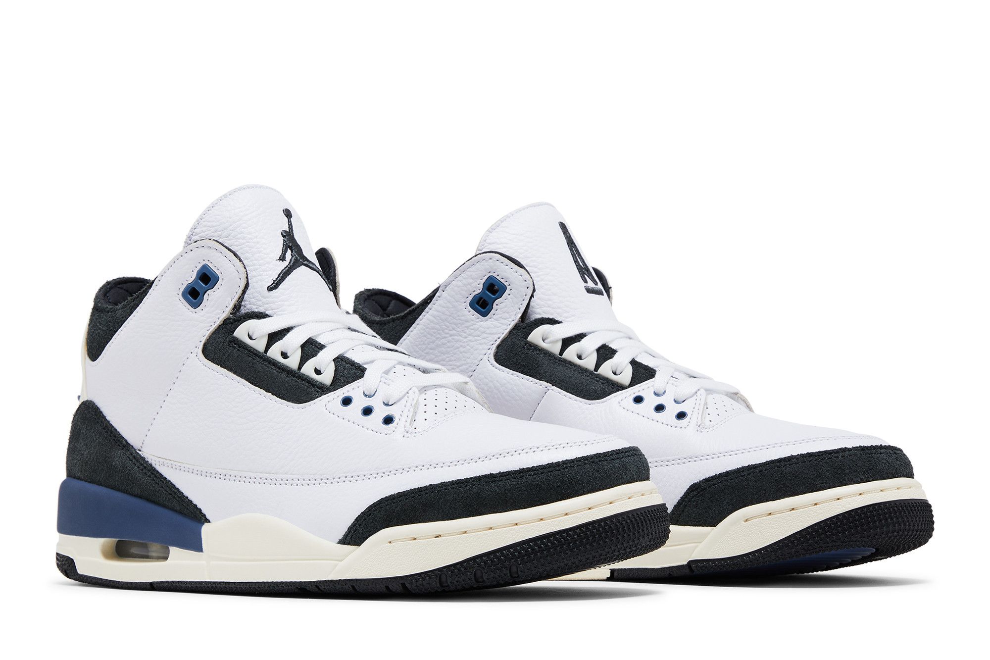 スニーカー Nike Air Jordan 3 Retro OG SP A Ma Manire Diffused Blue Buy A Ma Maniére x Air Jordan 3 Retro OG SP 'For The Love