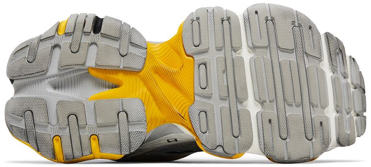 Balenciaga Cargo Sneaker Worn Out   Grey Yellow