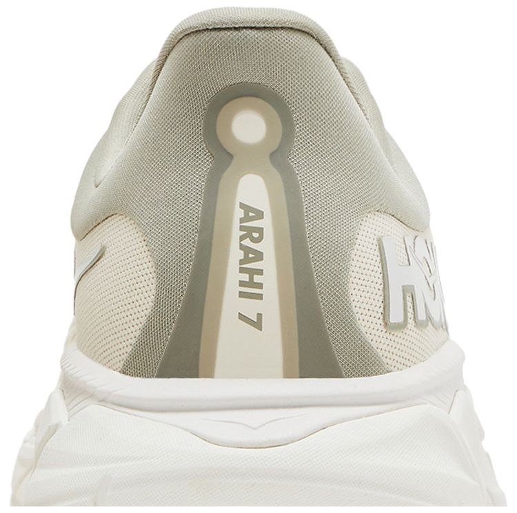 HOKA Arahi 7 2E Wide Oat Milk Barley