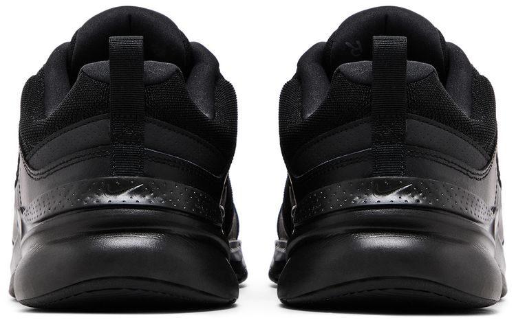 Defy All Day Extra Wide Triple Black