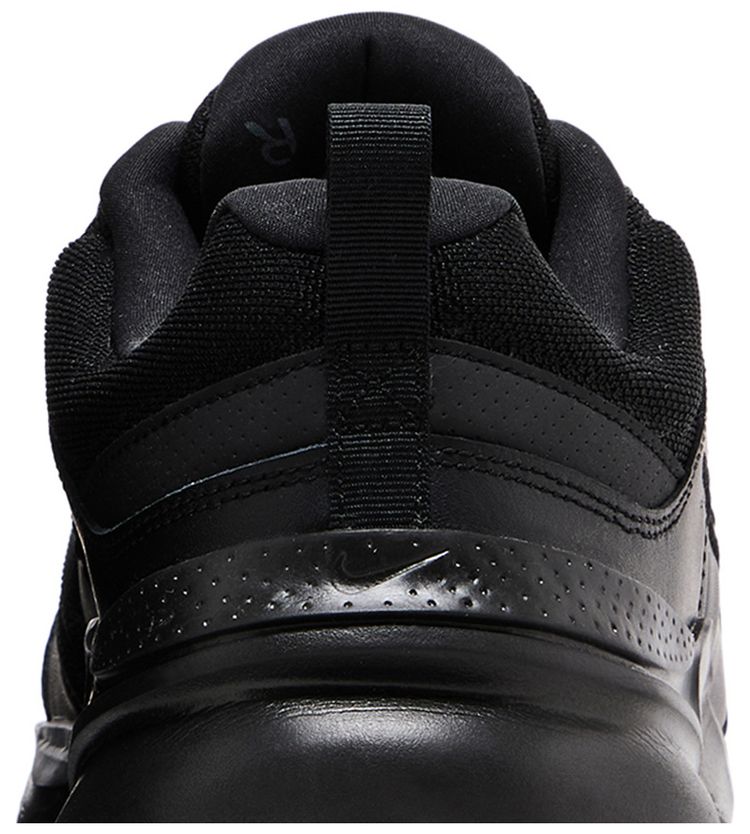 Defy All Day Extra Wide Triple Black