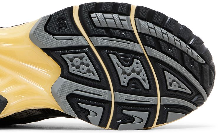 Gel Kayano 14 Clay Grey Black
