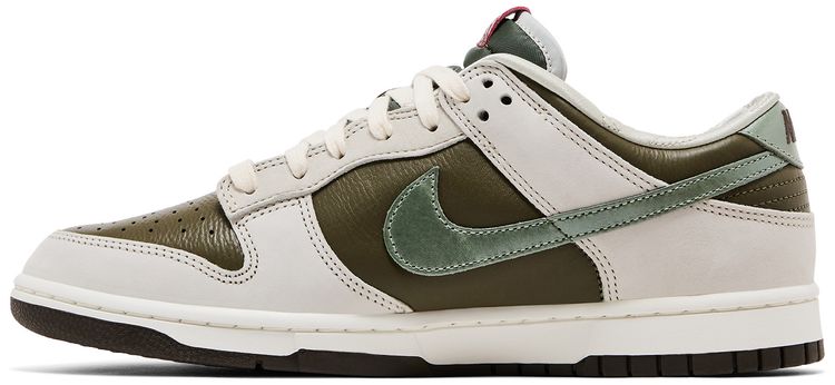 Dunk Low Year of the Snake