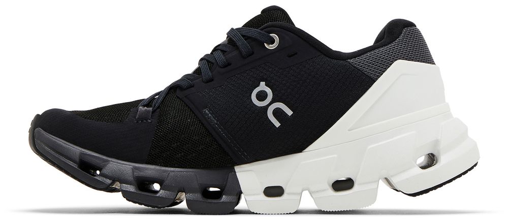 ON Wmns Cloudflyer 4 'Black White'