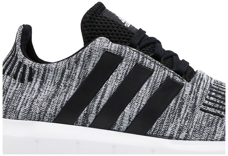 Adidas Swift Run 10 Big Kid Black White