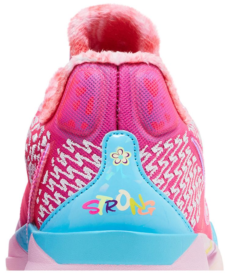 Wmns Sabrina 2 Doernbecher 2025