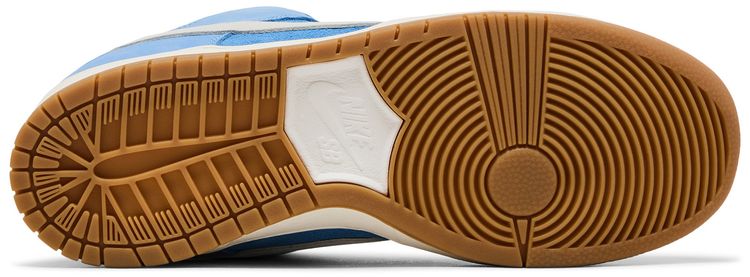 Nike Dunk Low Pro SB University Blue Gum