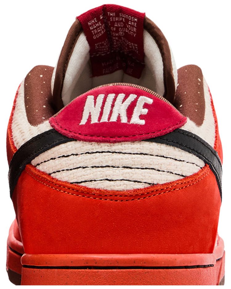 Nike Dunk Low Premium SB Un Hemp