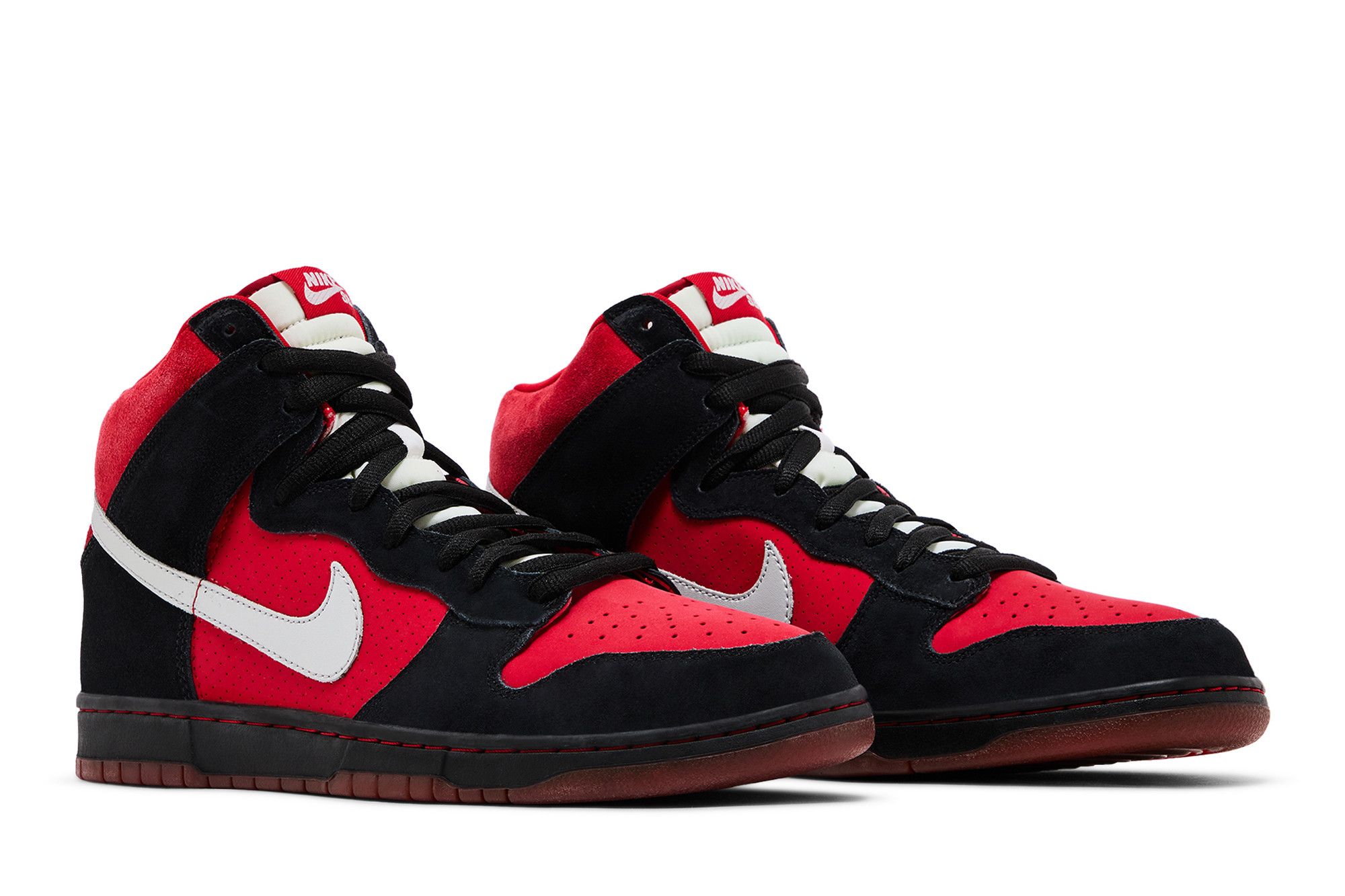 nike dunk mid red