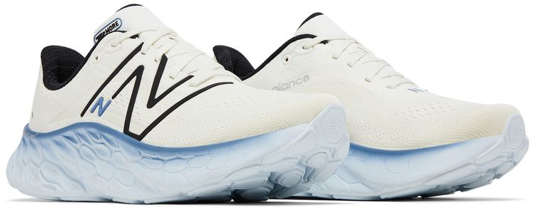 New Balance Fresh Foam X More v4 Sea Salt Ice Blue