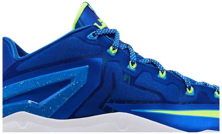 Nike Max LeBron 11 Low Sprite