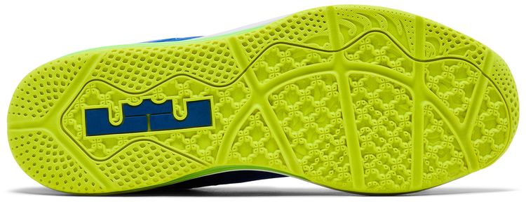 Nike Max LeBron 11 Low Sprite