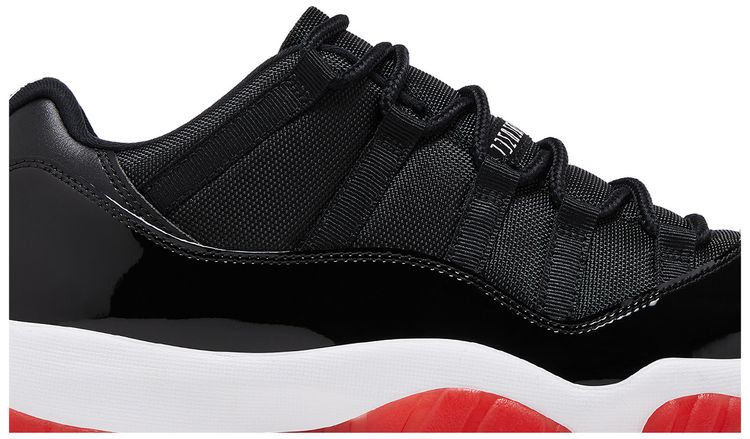 Air Jordan 11 Retro Low Bred 2025