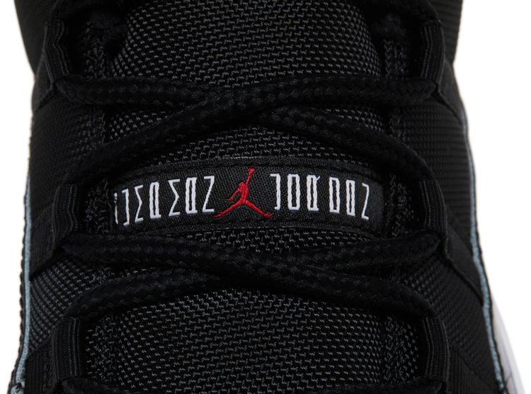Air Jordan 11 Retro Low Bred 2025