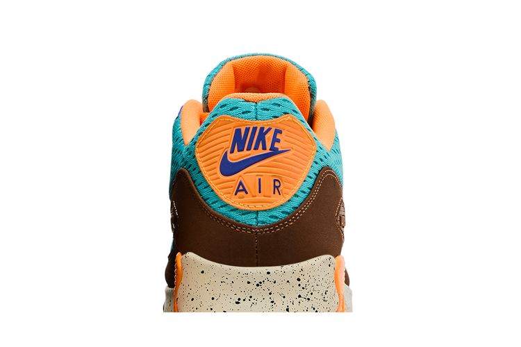 Buy Nike Air Max 90 EM  display picture 2