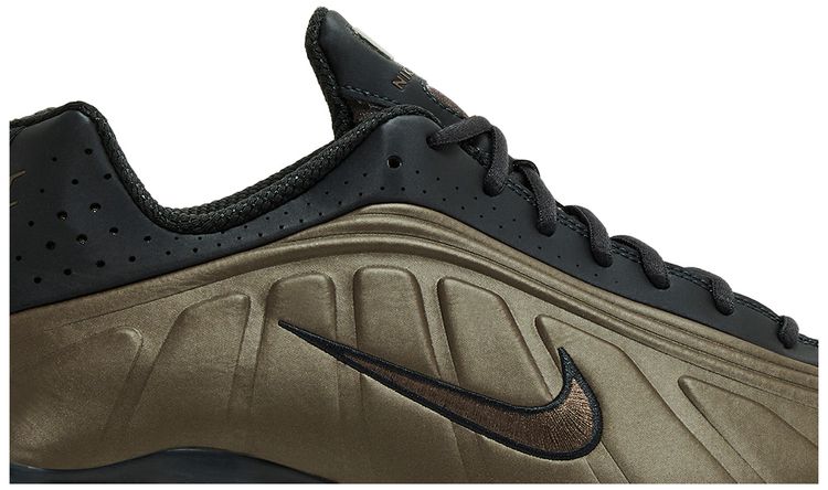 Nike Wmns Shox R4 Off Noir Ironstone