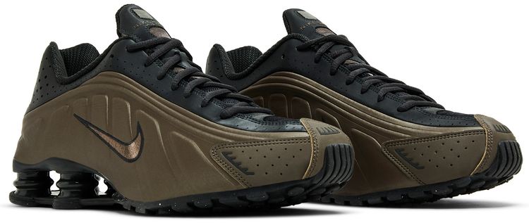 Nike Wmns Shox R4 Off Noir Ironstone