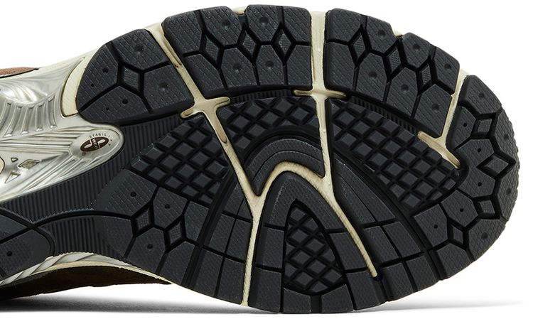 New Balance 2002R Emerging Brown Pack