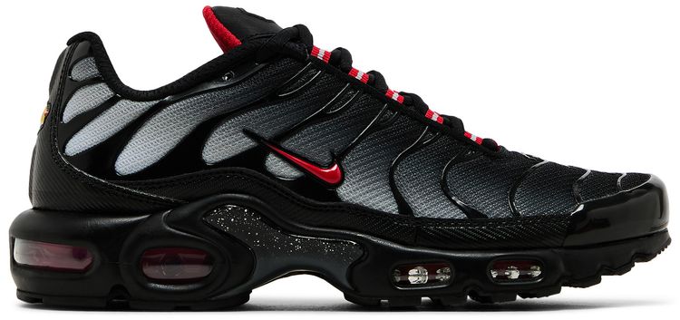 Nike Air Max Plus Black Gradient Red