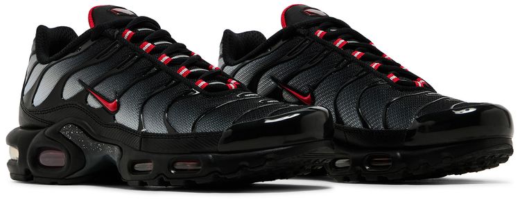 Nike Air Max Plus Black Gradient Red