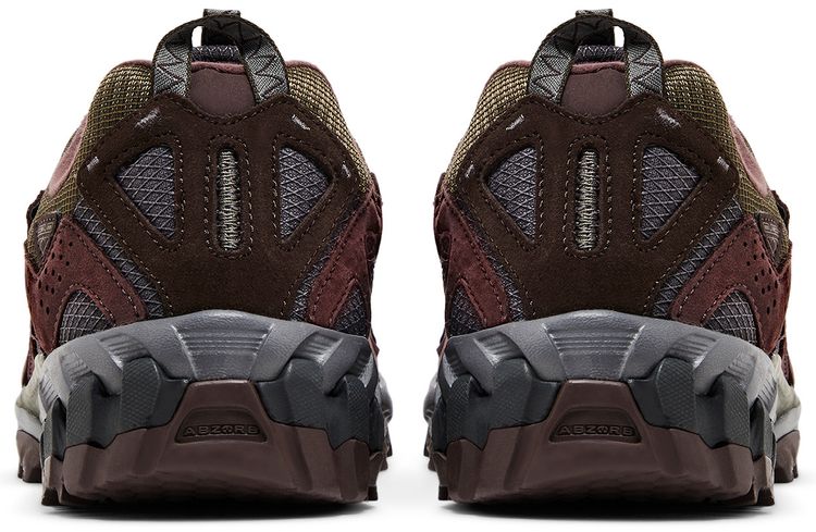 New Balance 610 Truffle