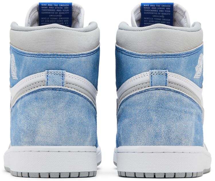 Air Jordan 1 Retro High OG Hyper Royal