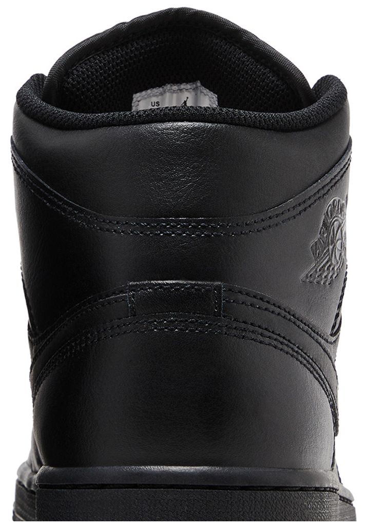 Air Jordan 1 Mid Triple Black 2022