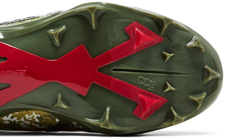 Nike Travis Kelce x Alpha Menace Elite 3 Digital Camo