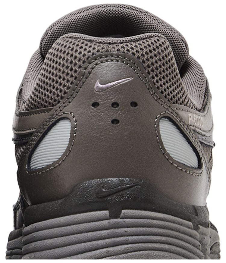 Nike P 6000 Cave Stone Metallic Silver